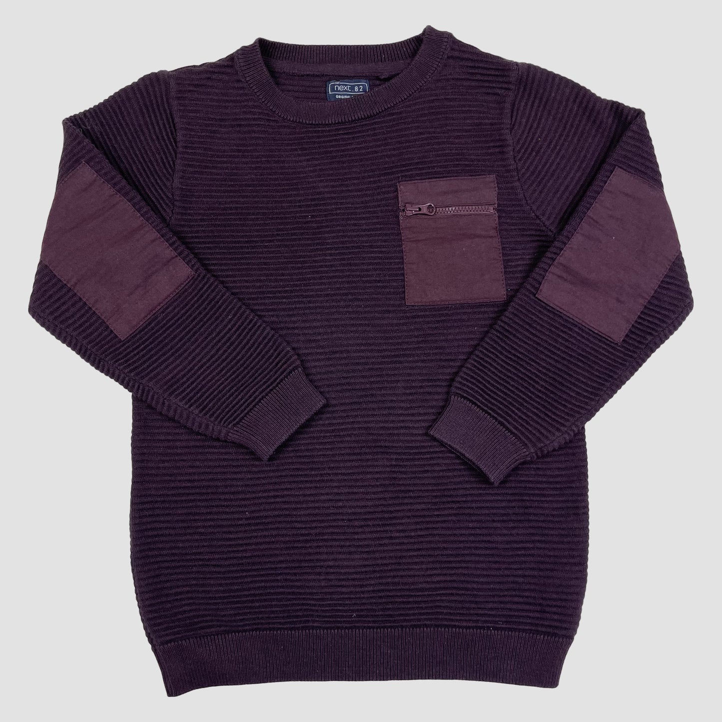 Dunkellila Kinder-Strickpullover von Next mit Rippstruktur, Brusttasche mit Reißverschluss und Ellbogenpatches, Größe 116