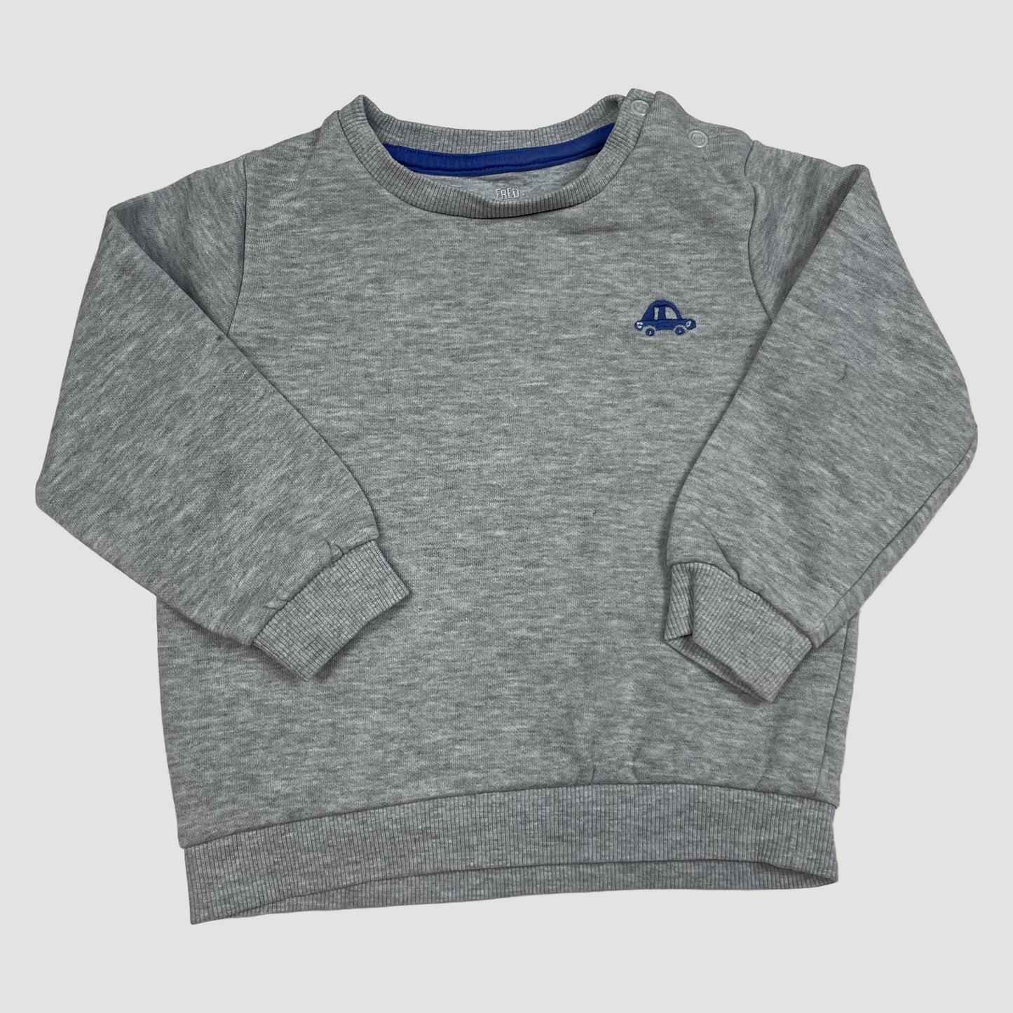 Graues F&F Baby-Sweatshirt mit blauer Auto-Stickerei, Größe 12–18 Monate – front