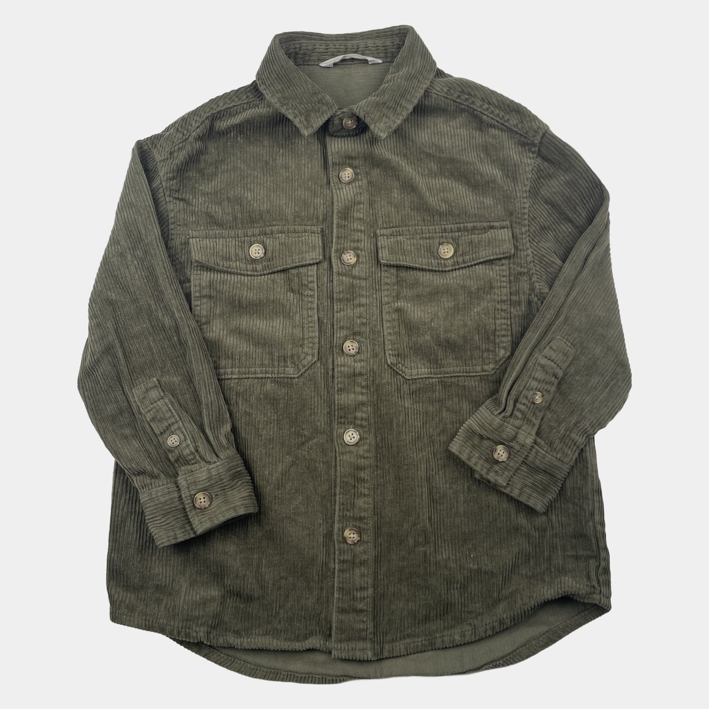 Olivgr�fnes Cord-Hemd f�fcr Kinder mit langen �c4rmeln, Knopfleiste und Brusttaschen – front