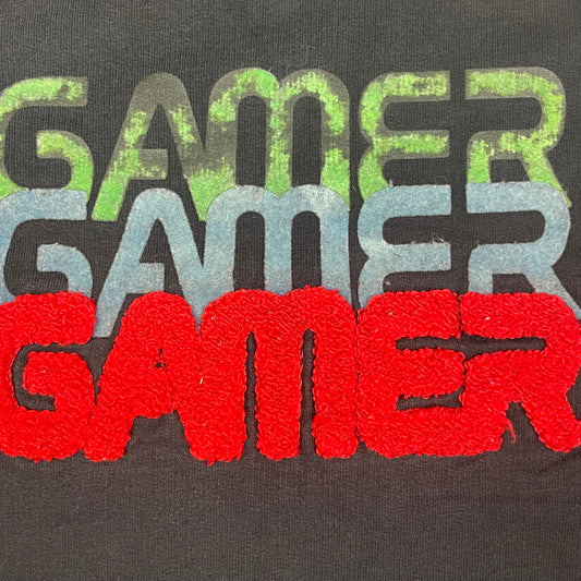 Schwarzes Baumwoll-Sweatshirt mit Gamer-Schriftzug – detail
