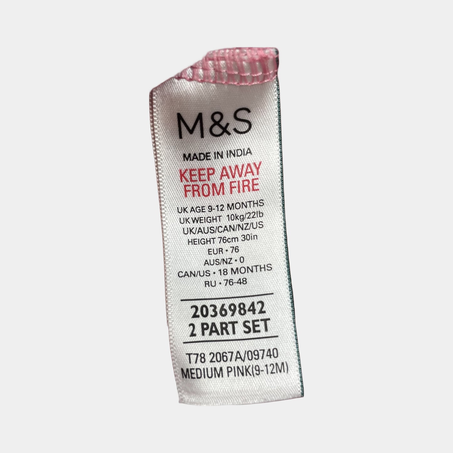 Rosa ärmelloser Overall mit Knopfleiste von M&S
