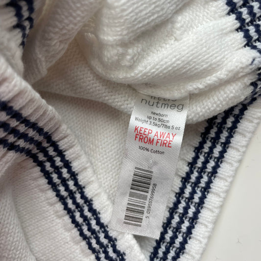Weiße Strickjacke mit Knopfdetail von Nutmeg in Größe Newborn – label