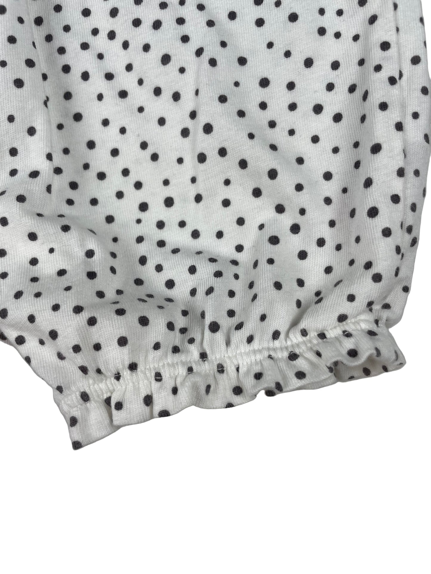 Weißer Romper mit schwarzen Punkten von F&F, Größe 3–6 Monate