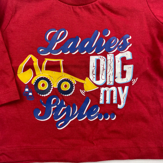 Rotes Longsleeve mit Bagger-Print und Schriftzug "Ladies DIG my Style" – detail