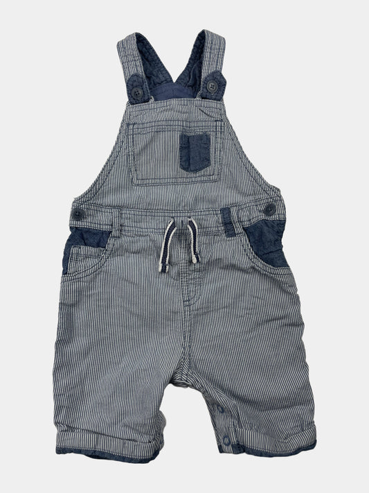 Gestreifter grauer Baumwoll-Overall für Kleinkinder mit Knöpfen und Taschen, Größe 12-18 Monate, von George. – front