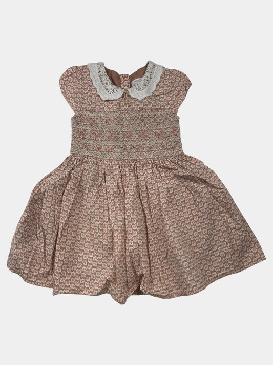 Rosa Baumwollkleid mit Blumenmuster und weißen Spitzendetails am Kragen, Größe 3-4 Jahre – front