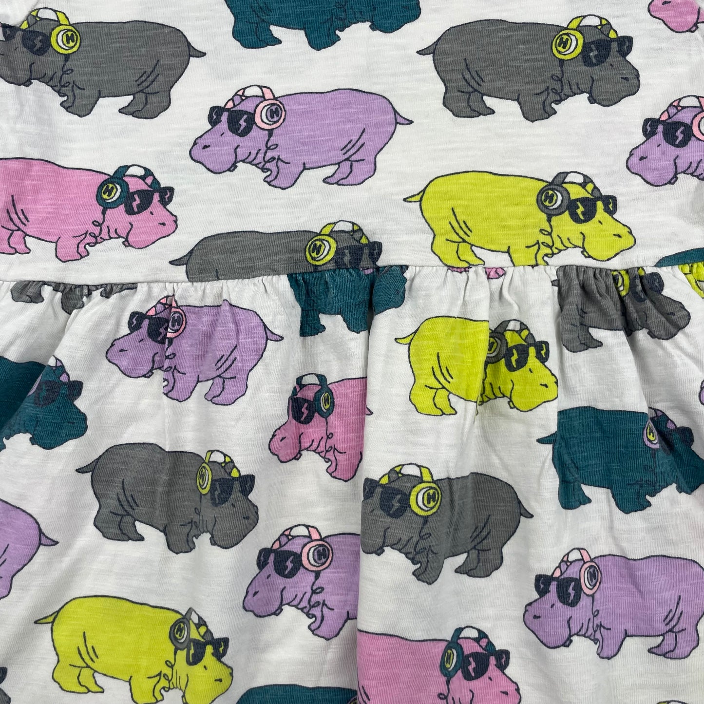 Mehrfarbiges Baumwoll-Kleid von Next mit Hippo-Print, Größe 4-5 Jahre – detail