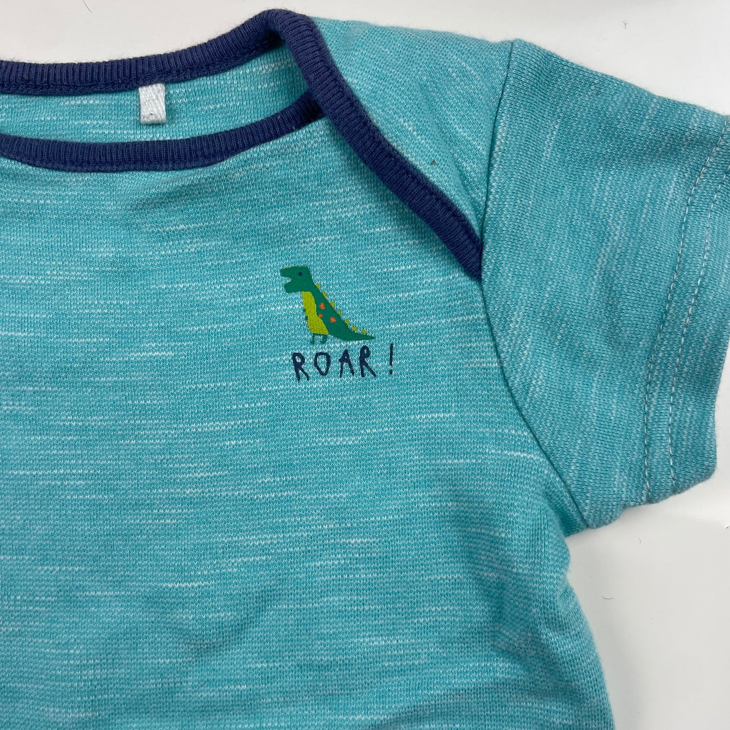 Blauer Baumwoll-Body mit Dino-Aufdruck 'Roar!' – detail
