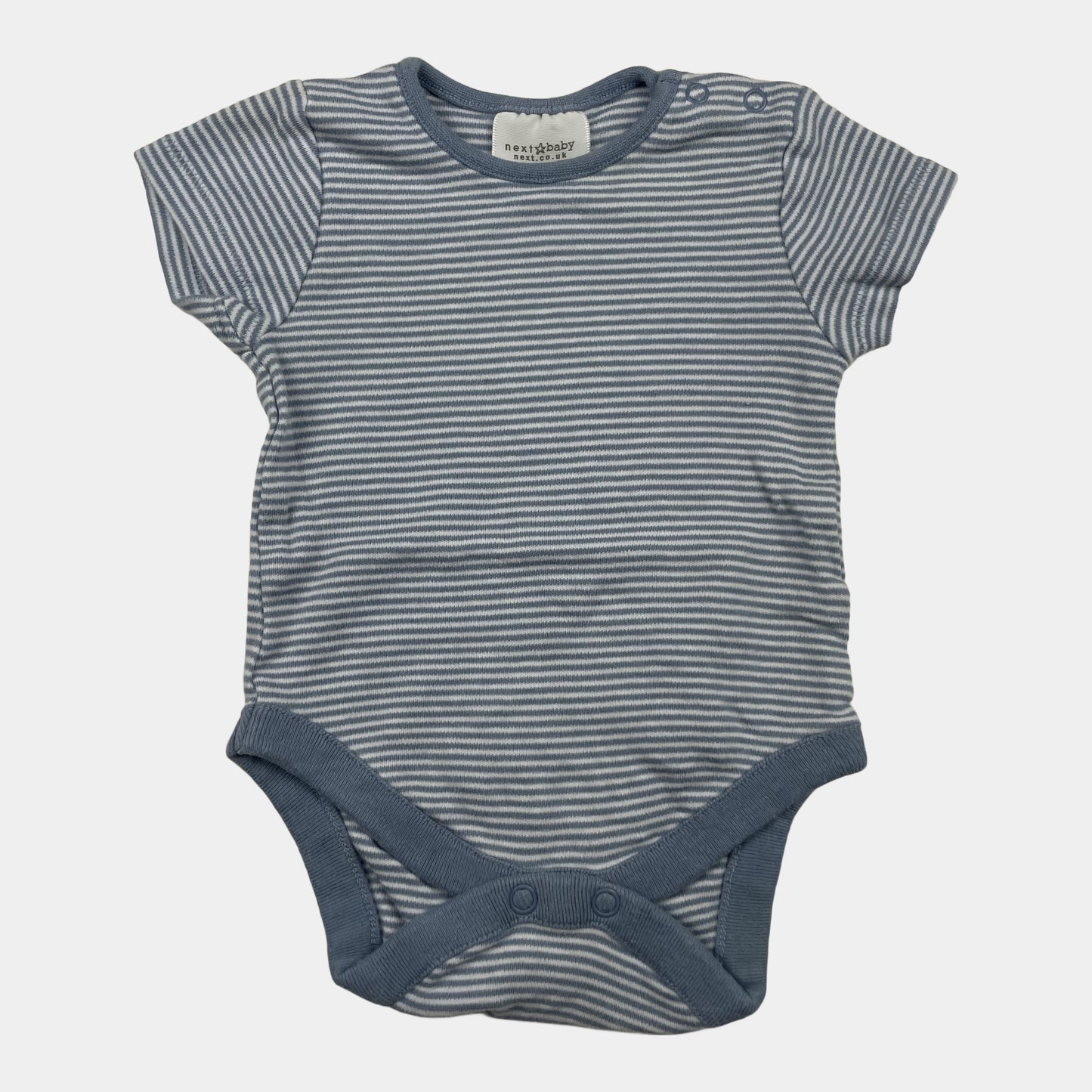Gestreifter Kurzarm-Body für Babys bis 3 Monate, blau-weiß – front