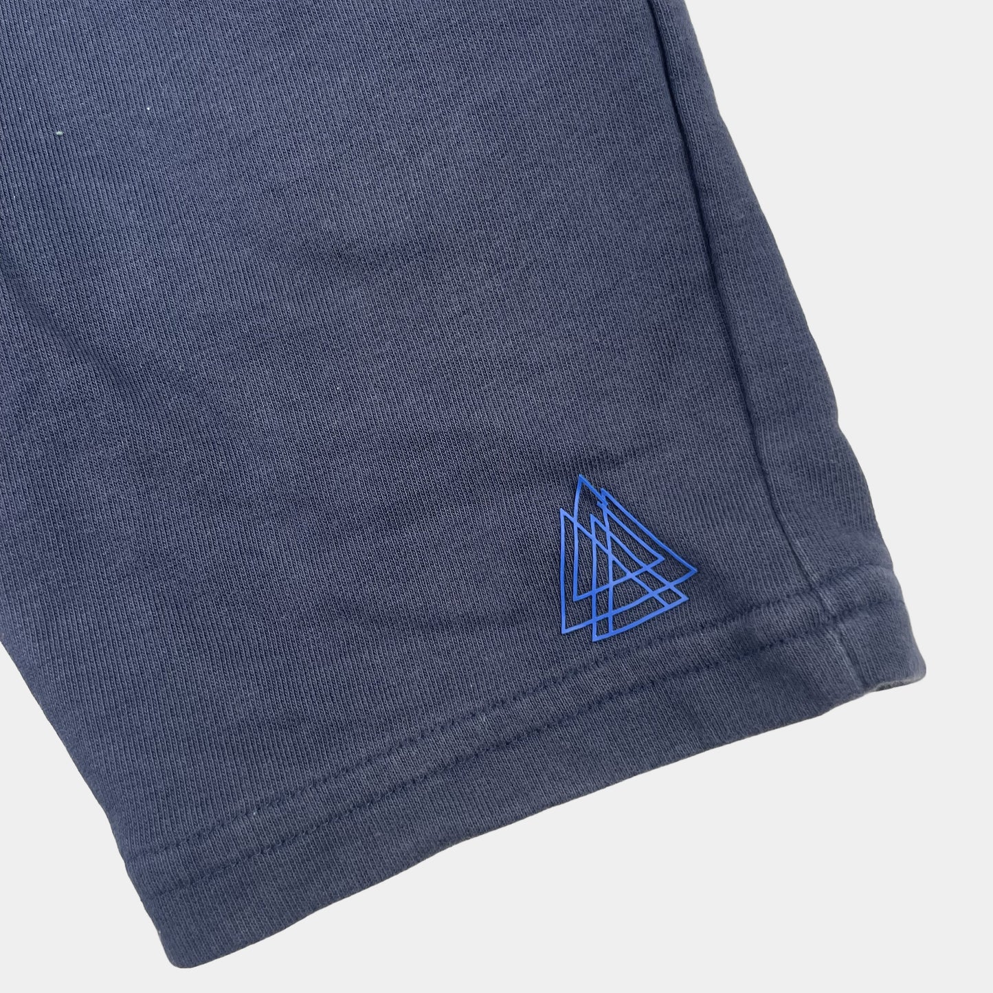 Blaues Kinder-Shorts mit Kordelzug – detail