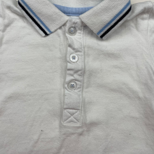 Weißes Baumwoll-Polo-Shirt für Jungen 3-6 Monate – detail