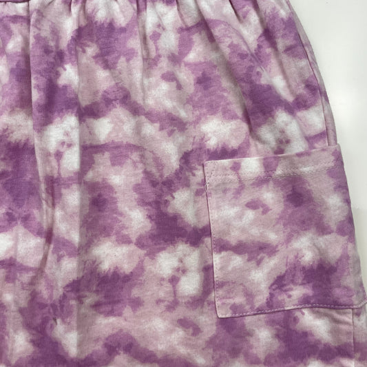 Lila Baumwollkleid mit Batikmuster und Taschen, Größe 6-9 Monate – detail