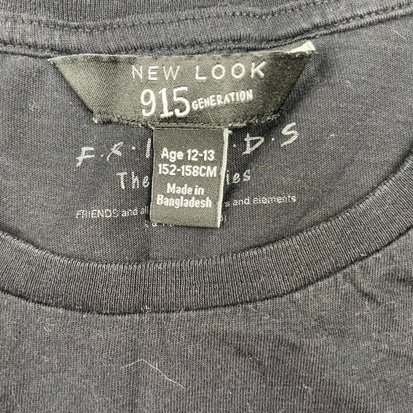 Schwarzes T-Shirt mit Friends-Aufdruck für Kinder – label