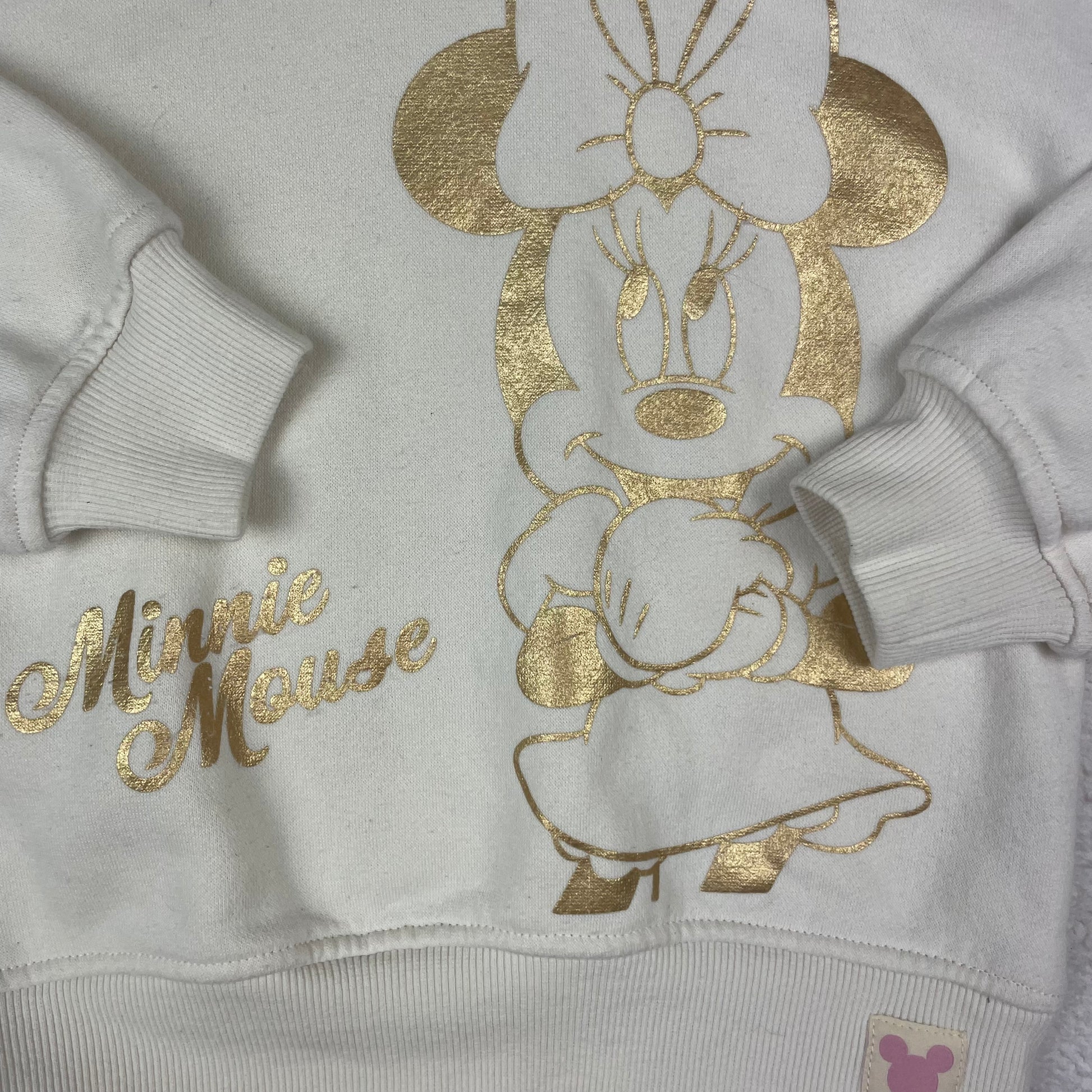 Cremeweißer Minnie-Mouse Kapuzenpullover mit goldfarbenem Print und Ohren, Größe 3–4 Jahre – detail