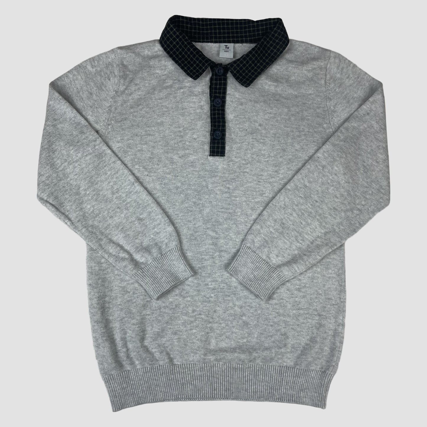Grauer Tu Kinder-Pullover mit dunkelblau kariertem Polokragen, Größe 4–5 Jahre – front
