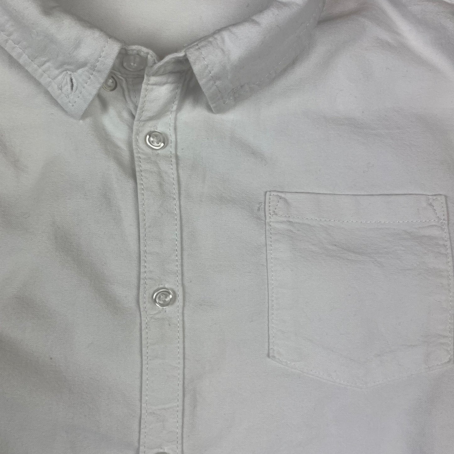 Weißes M&S Baumwoll-Hemd, langarm, mit Brusttasche – detail