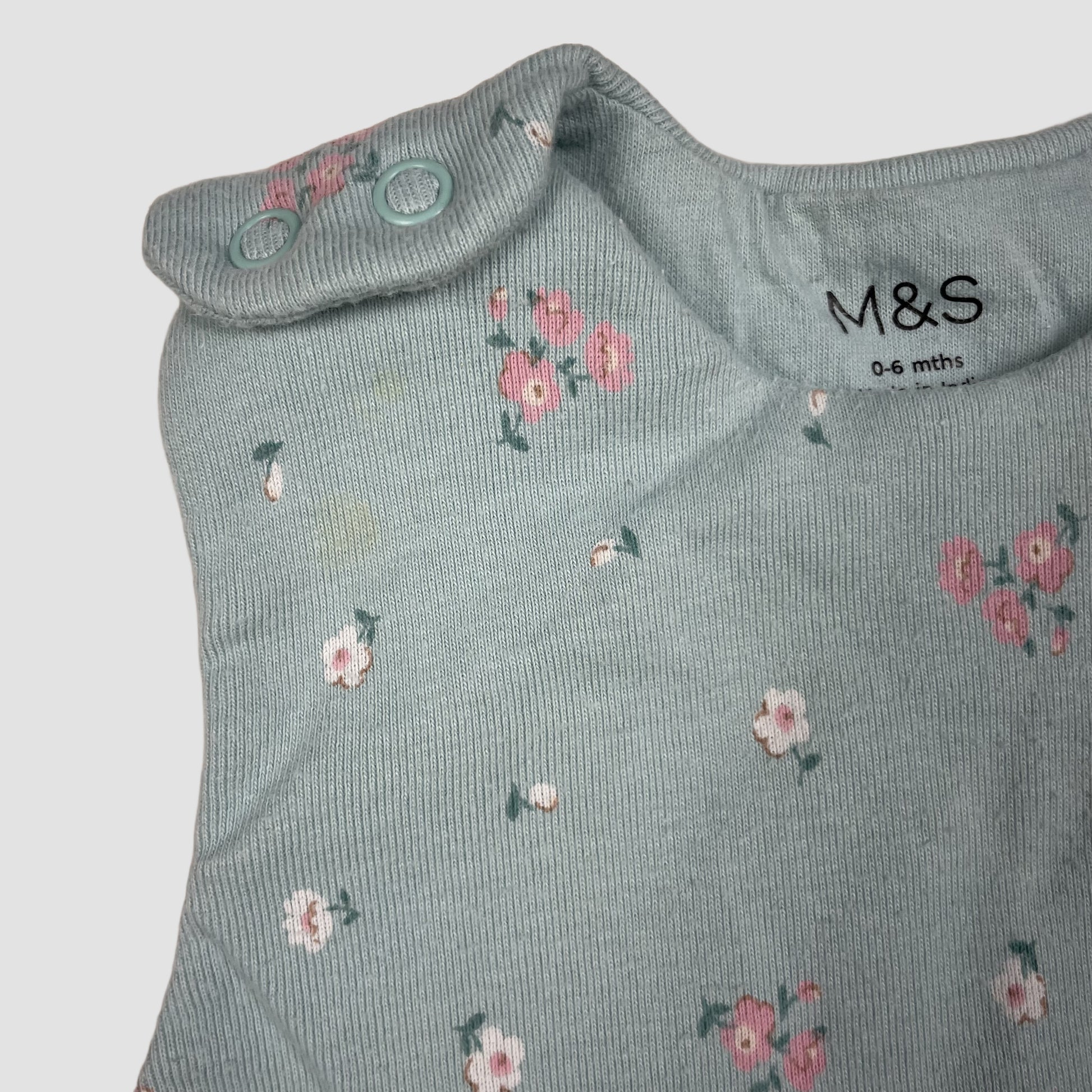 M&S Schlafsack in Türkis mit Blumenmuster, TOG 1.5, für Babys bis 6 Monate – detail