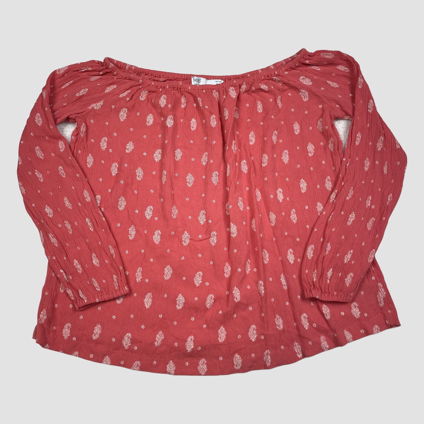 Rote M&S Kinderbluse mit Blumenmuster und langen Ärmeln – front