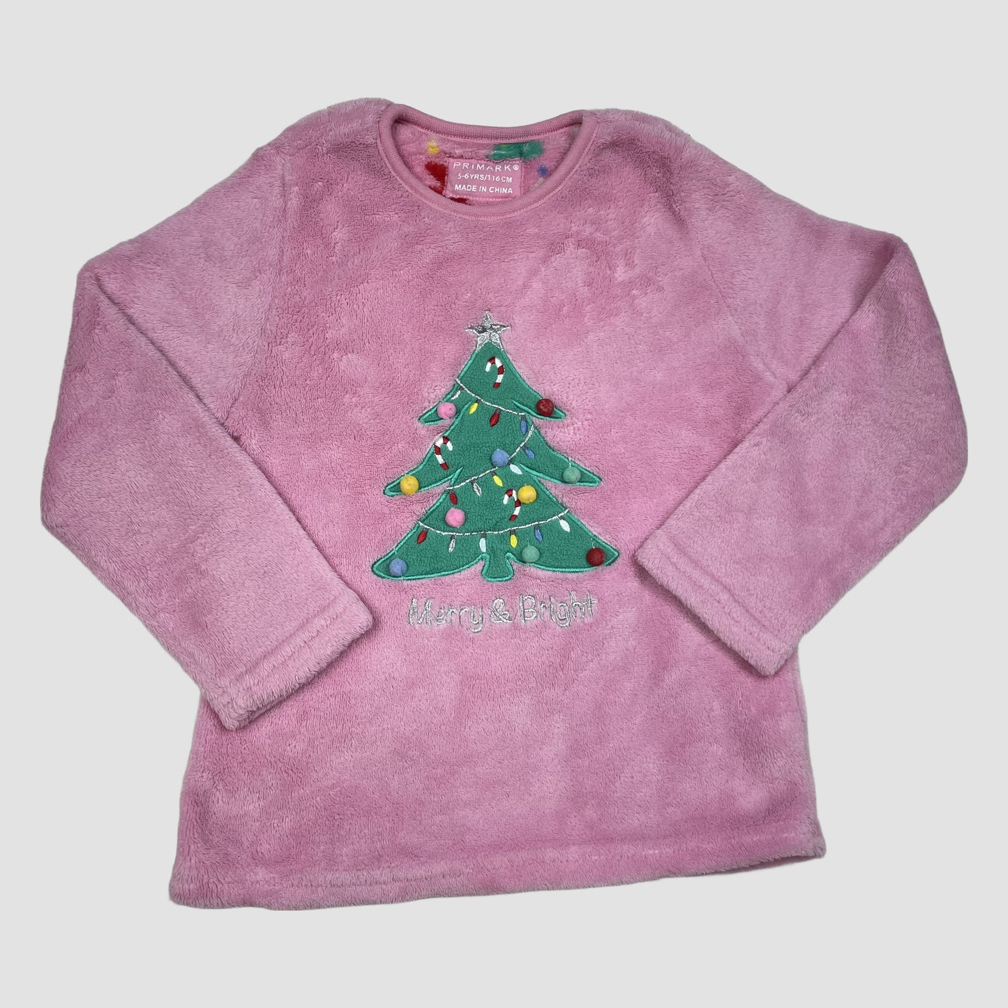 Rosa Fleece-Pullover mit Weihnachtsbaum-Applikation von Primark in Größe 116 – front