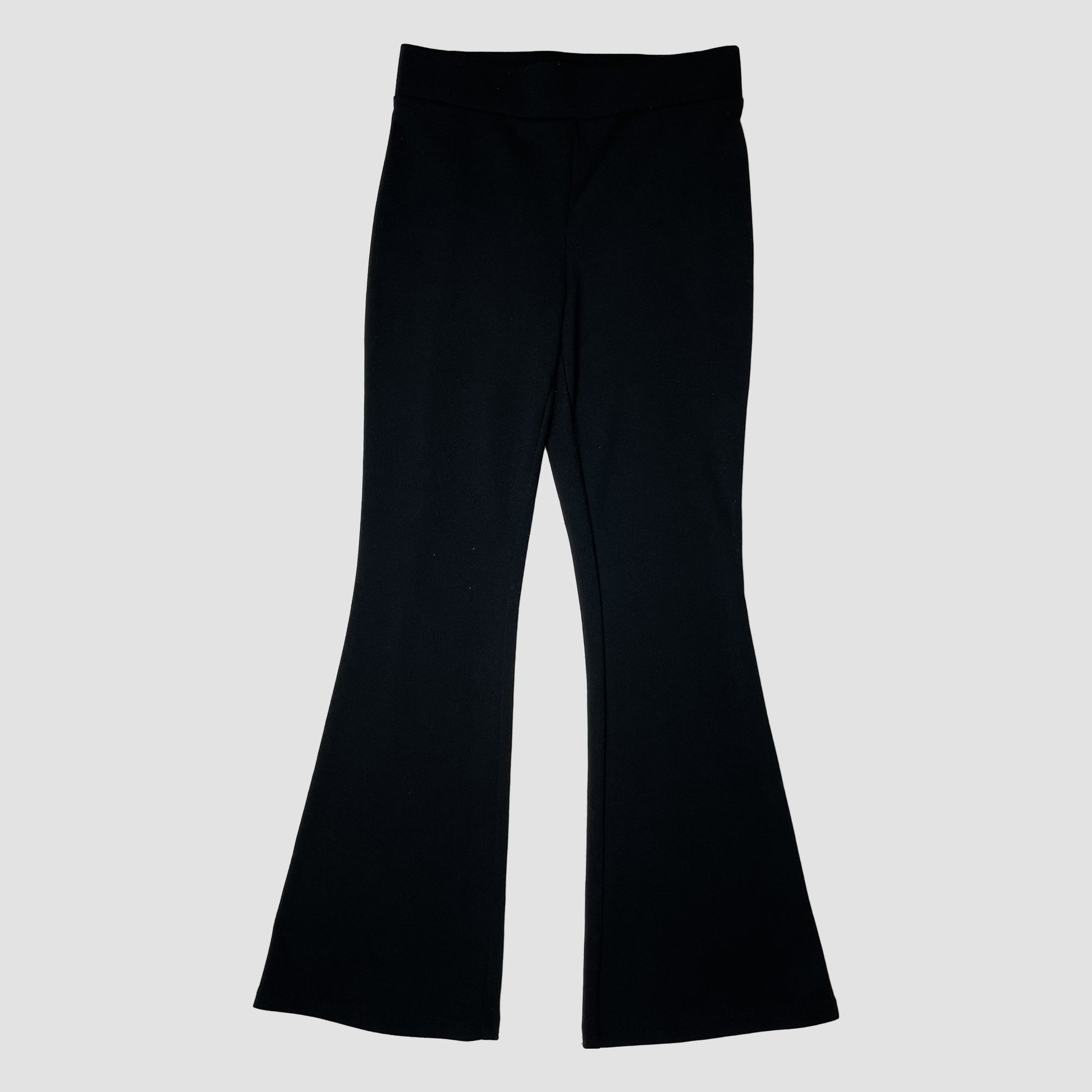 Schwarze Kinder-Flare-Hose, Größe 134 (ca. 9 Jahre) – front