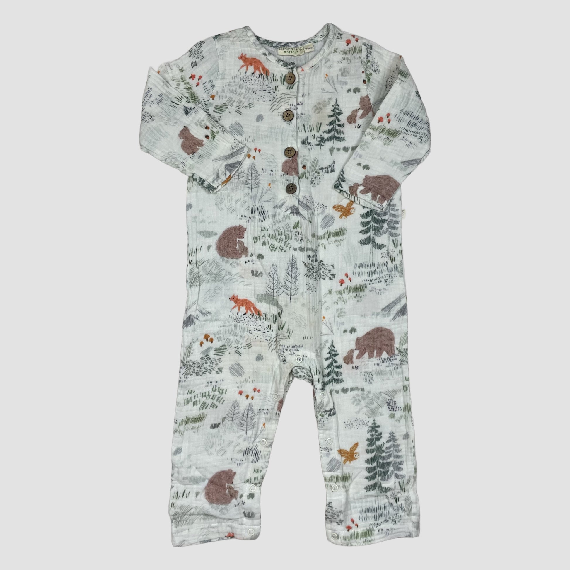 Weißer Baby-Overall mit Waldtier-Print und Holzknöpfen, Größe 9–12 Monate – front