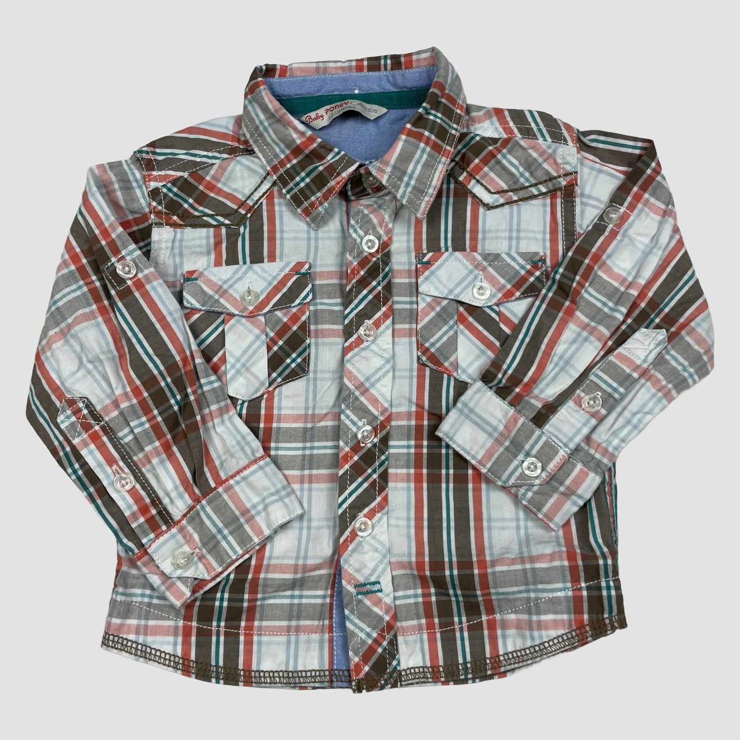 Kariertes Baby-Hemd in Braun, Rot und Weiß aus Baumwolle, langarm, zwei Brusttaschen