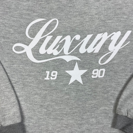 Graues Kinder-Sweatshirt mit "Luxury 1990" Print, Größe 152 – detail