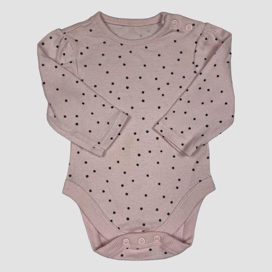 Rosa Langarm-Body mit schwarzen Punkten, Größe 3–6 Monate
