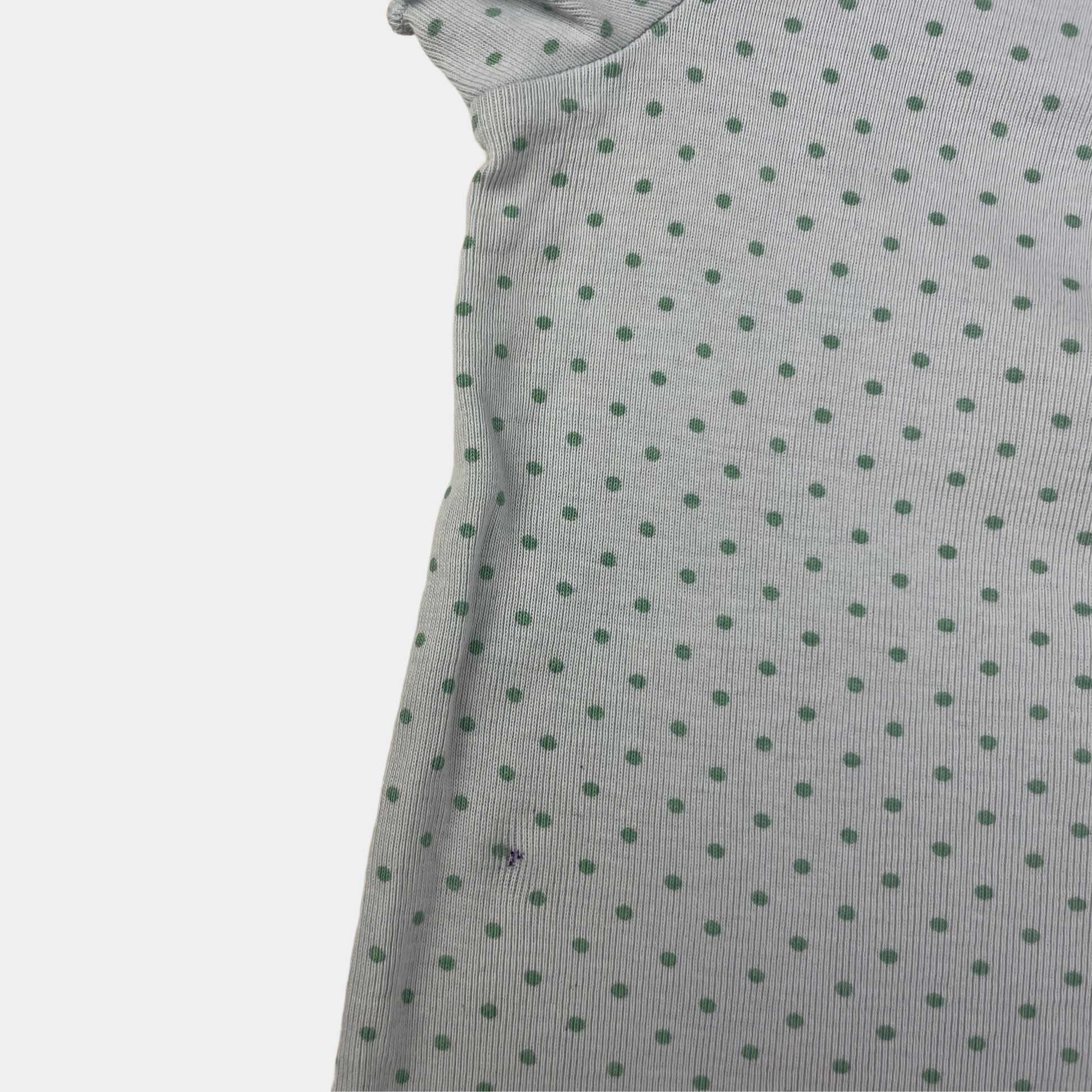 Hellblaues gepunktetes Kinder-T-Shirt, Größe 116 – detail