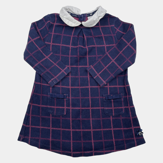Blaues Karo-Kleid mit weißem Kragen, Größe 12–18 Monate – front