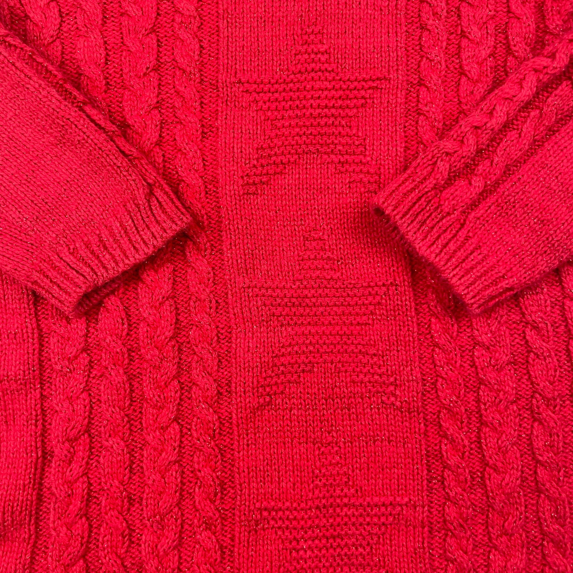Rotes Strickkleid mit Zopfmuster und Sternmotiv, Größe 2–3 Jahre (92–98) – detail