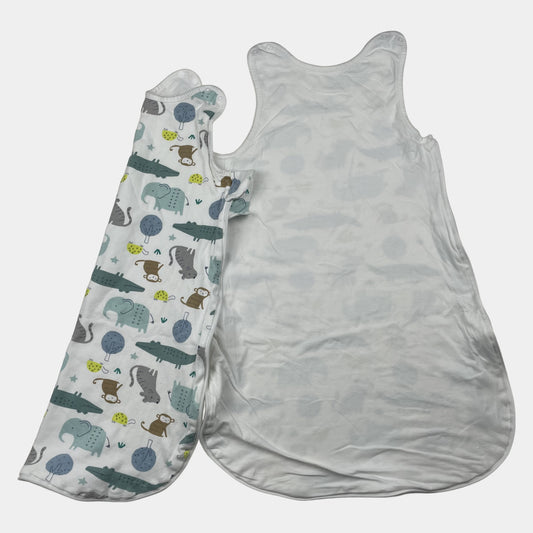 Weißer Babyschlafsack mit Tiermotiv, Größe S, seitlicher Reißverschluss und Druckknöpfe an den Schultern – inside