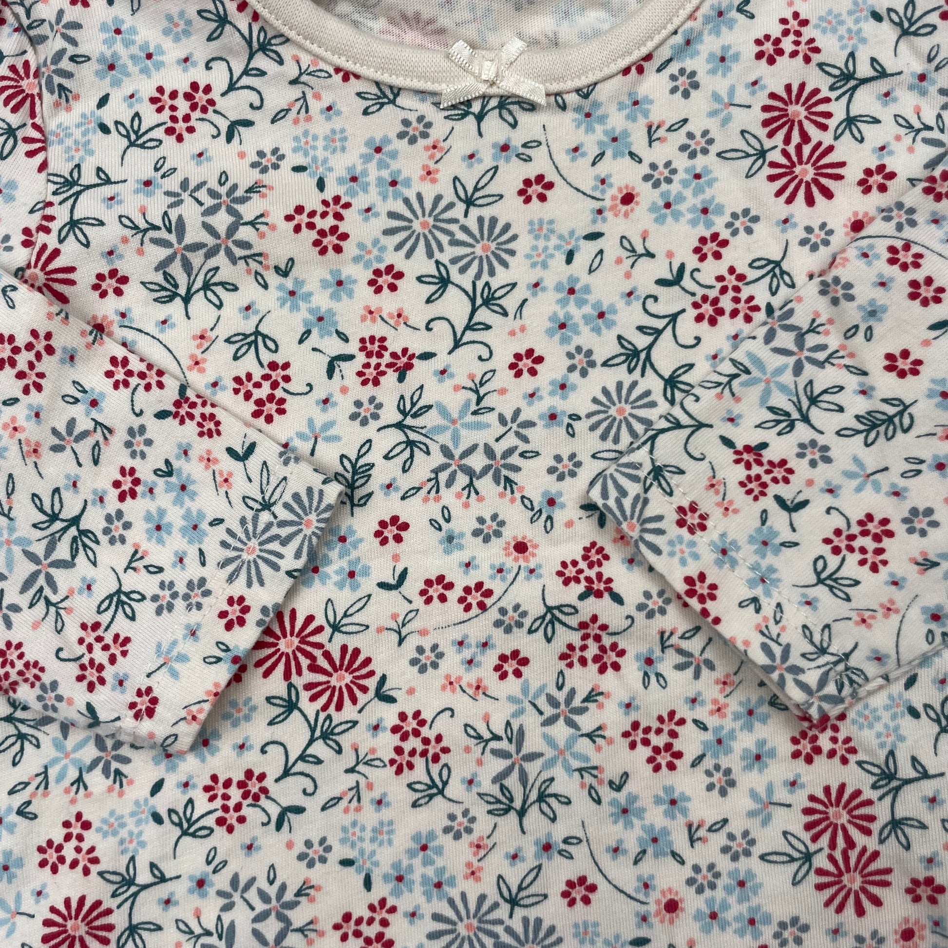 Langarmshirt mit Blumenmuster, Größe 3–6 Monate – detail
