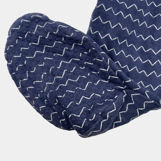 Blauer Baumwoll-Strampler mit Zickzackmuster für Babys 9-12 Monate – detail