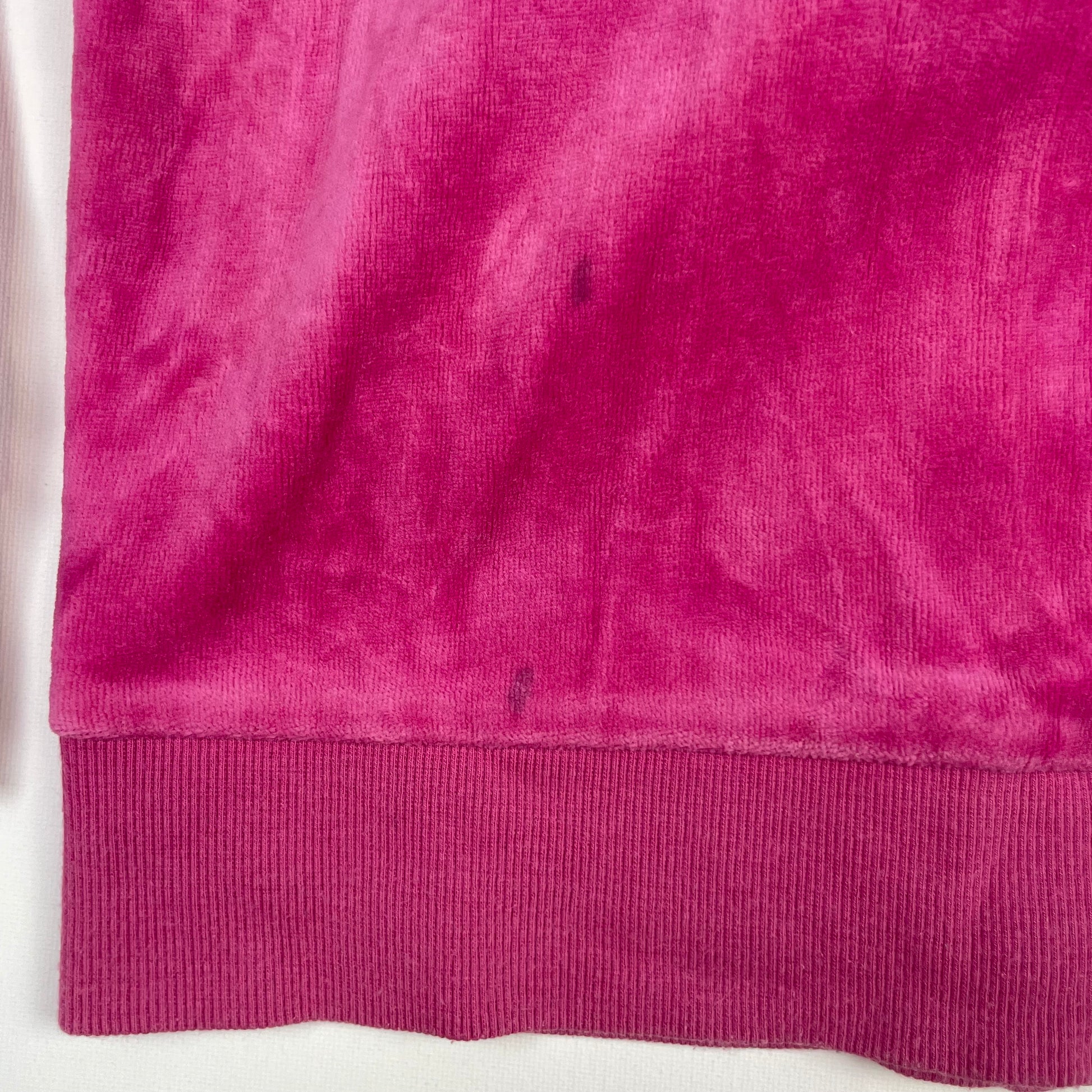 Rosa Samt-Kapuzensweatshirt mit Reißverschluss und elastischen Bündchen