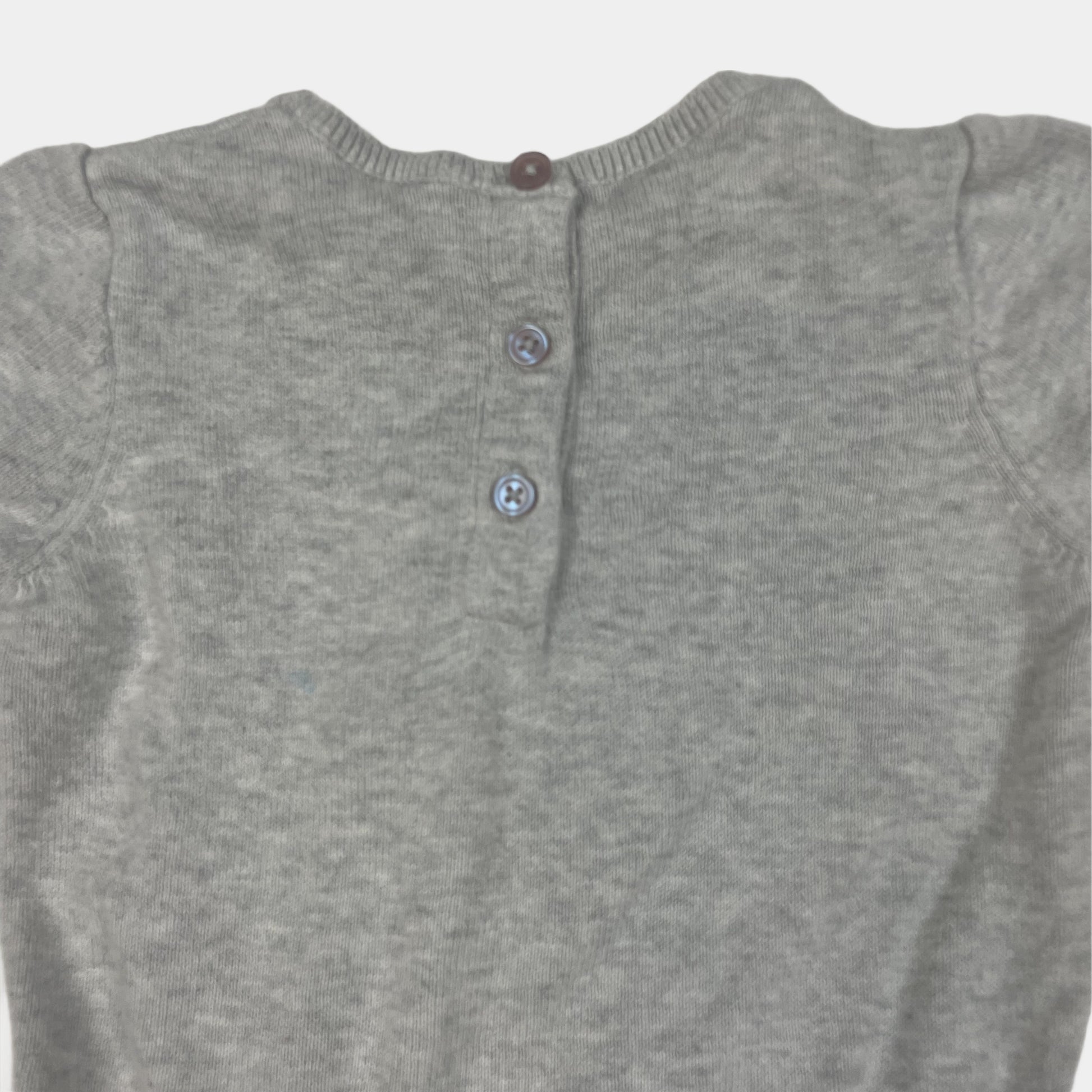 Graues Baumwoll-Kleid mit Knöpfen – back