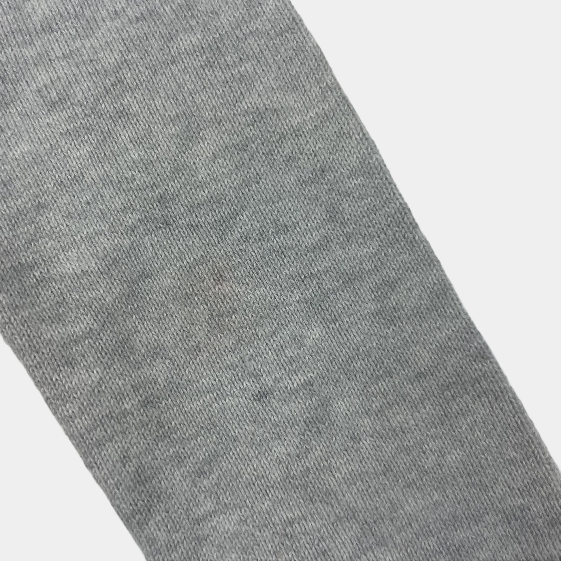 Graues Baumwoll-Kleid mit Knöpfen – sleeve