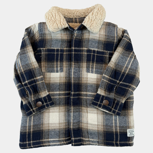 Blau-weiß karierte Baby-Jacke mit Teddykragen und Druckknöpfen – front