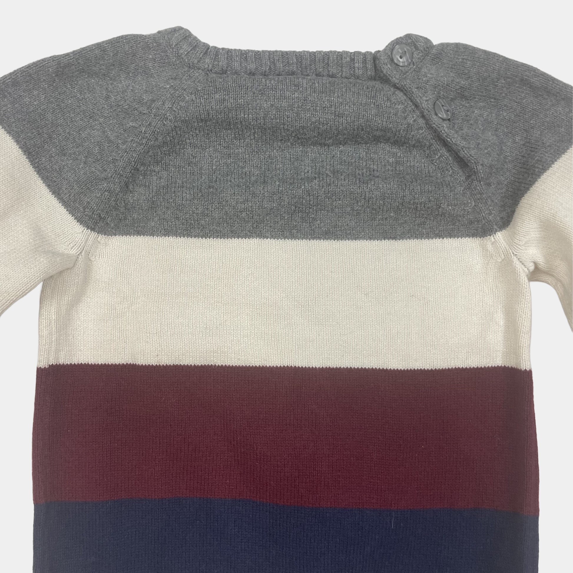 Grauer, roter und blauer Baumwollpullover mit Colorblock-Design – back
