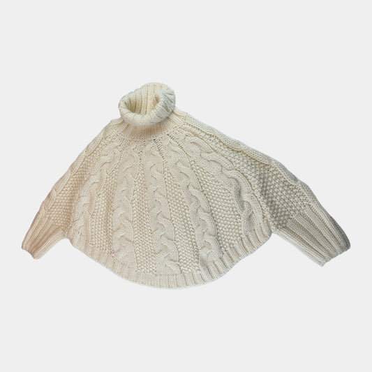 Cremeweißer Strickponcho mit Zopfmuster und Rollkragen für Kinder – front