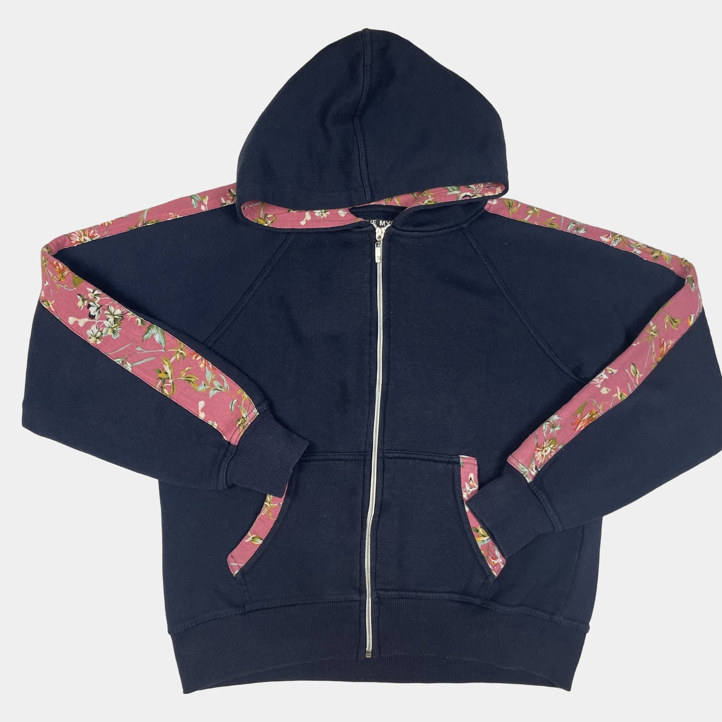 Dunkelblaue Kapuzenjacke mit Blumenstreifen – front