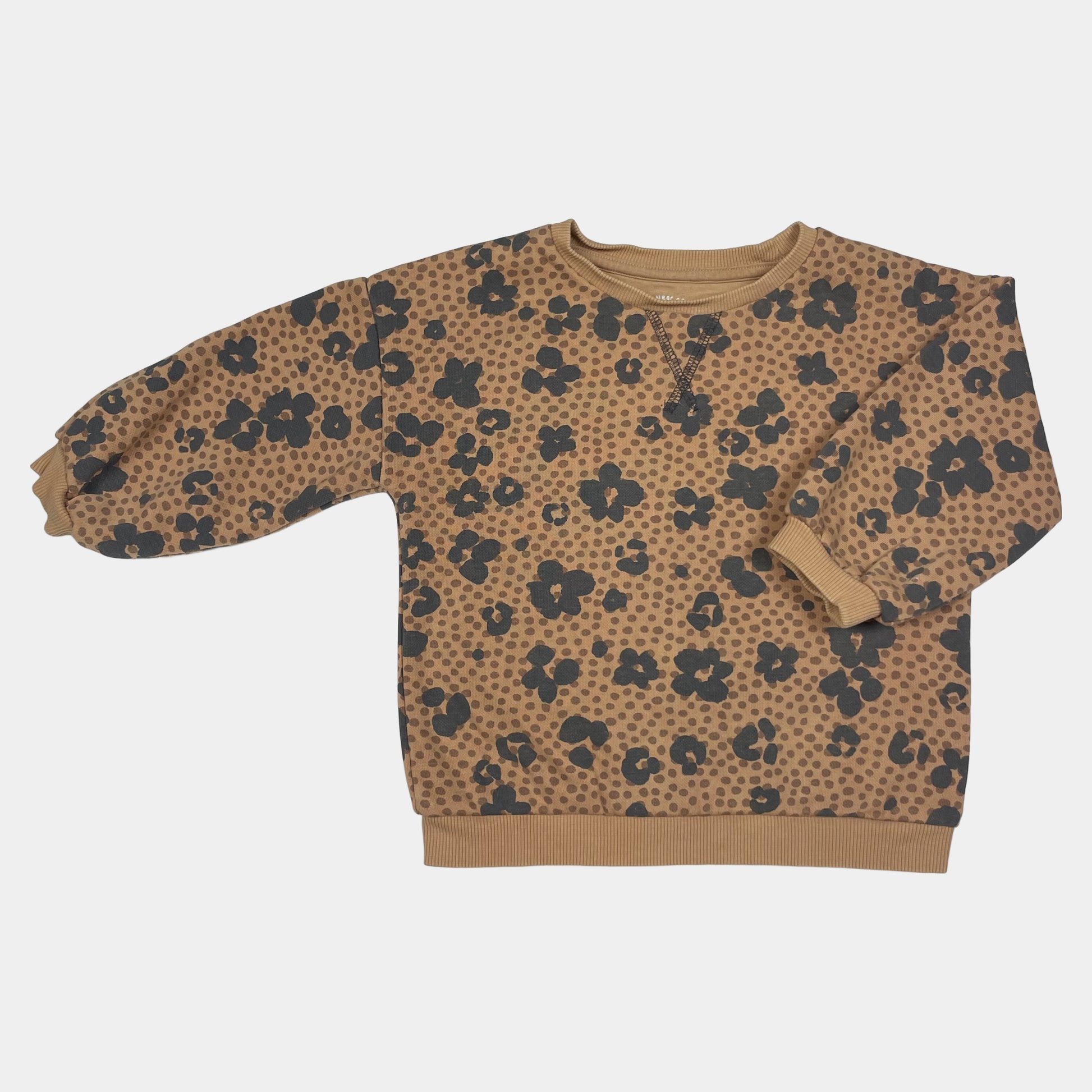 Brauner Pullover mit schwarzem Blumenmuster für Babys – front