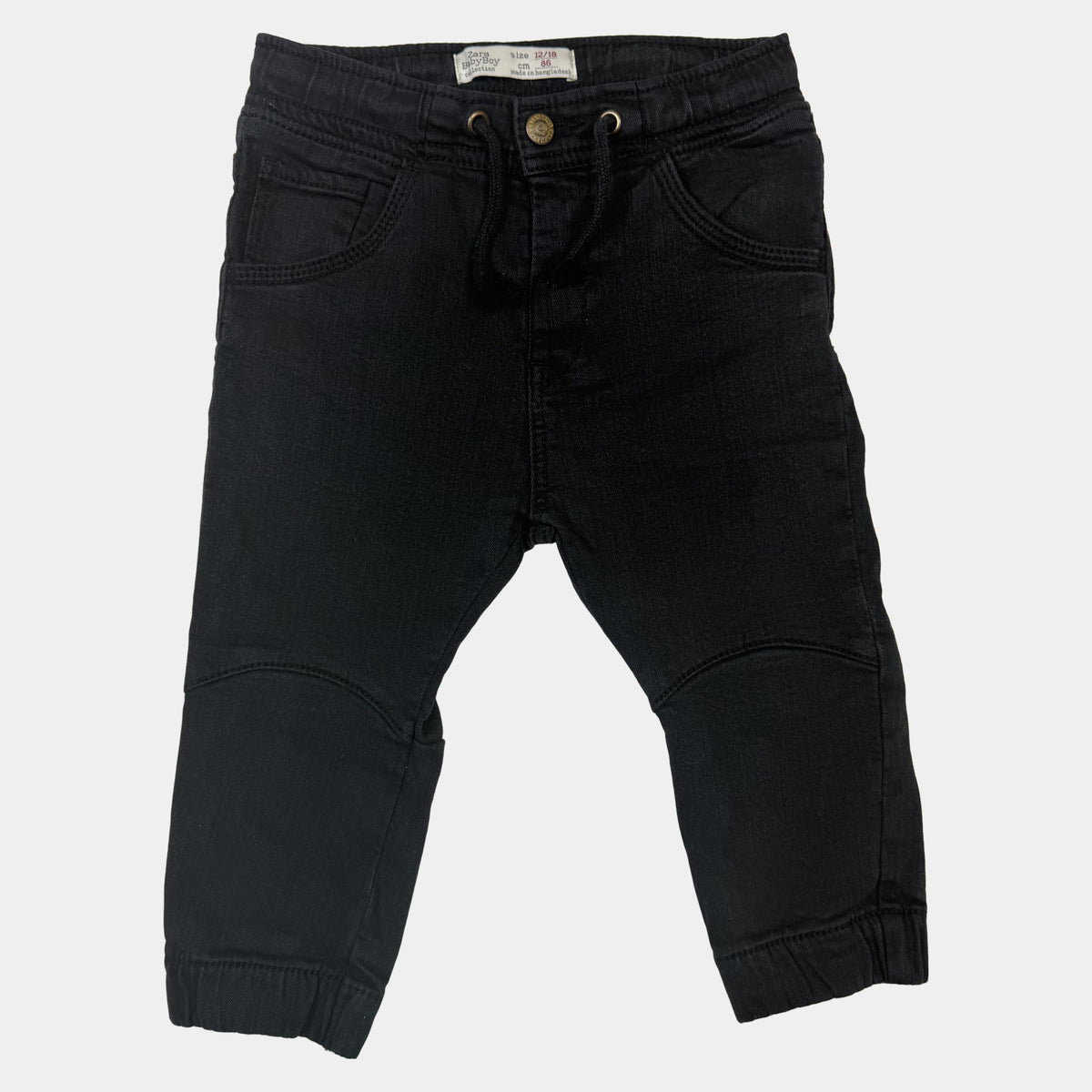 Schwarze Zara BabyBoy Jeans mit Kordelzug und Bündchen in Größe 86 – front
