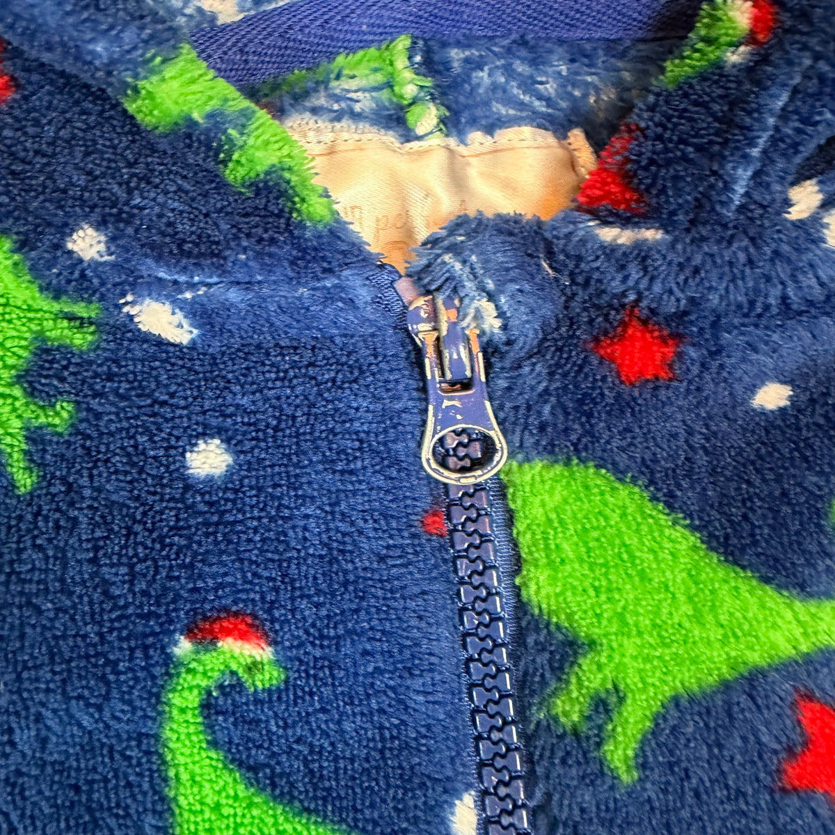 Blauer Fleece-Overall für Kinder mit Kapuze, Reißverschluss und Dino- sowie Schneemann-Print – zip