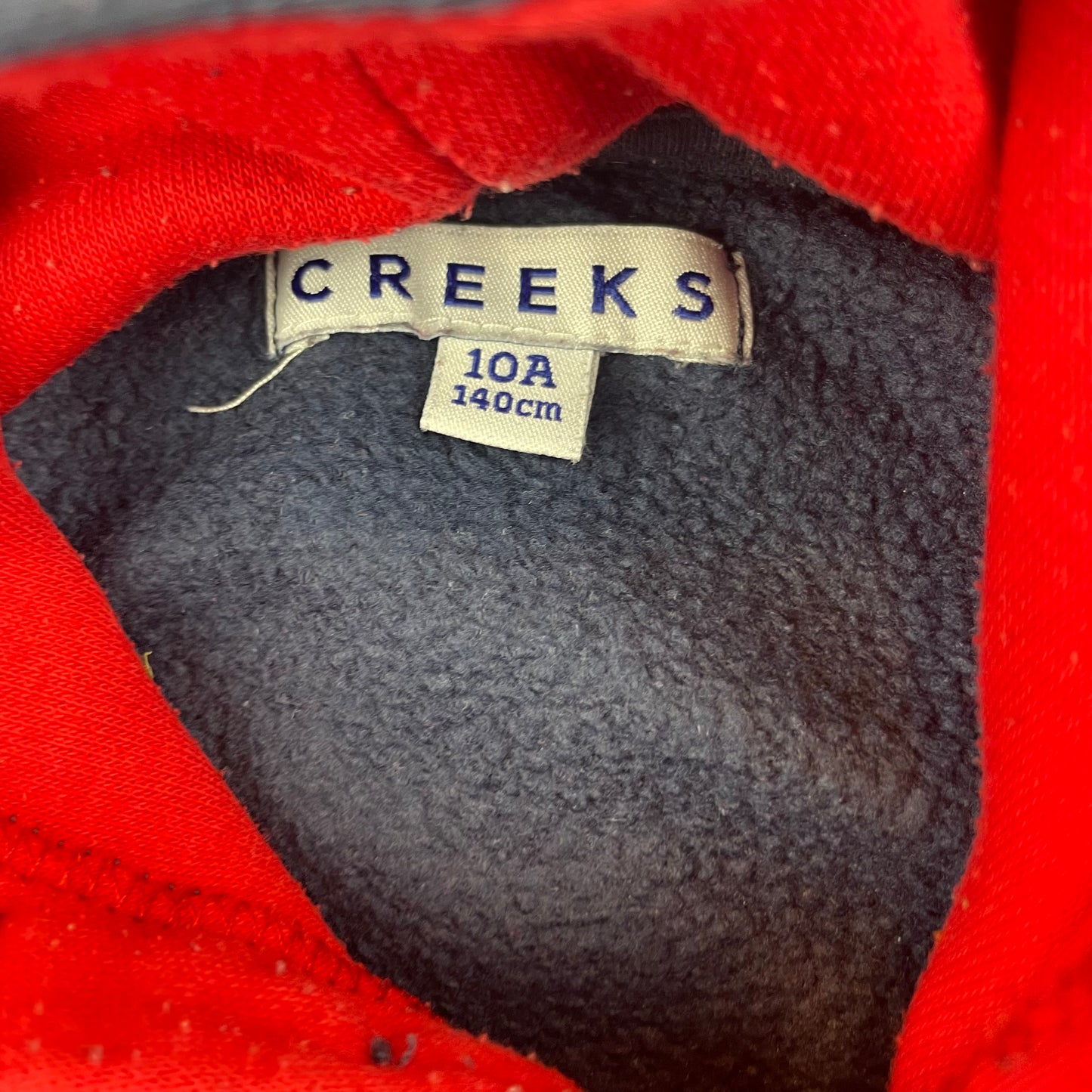 Blauer Hoodie mit Kapuze und Logo-Aufdruck von Creeks – label