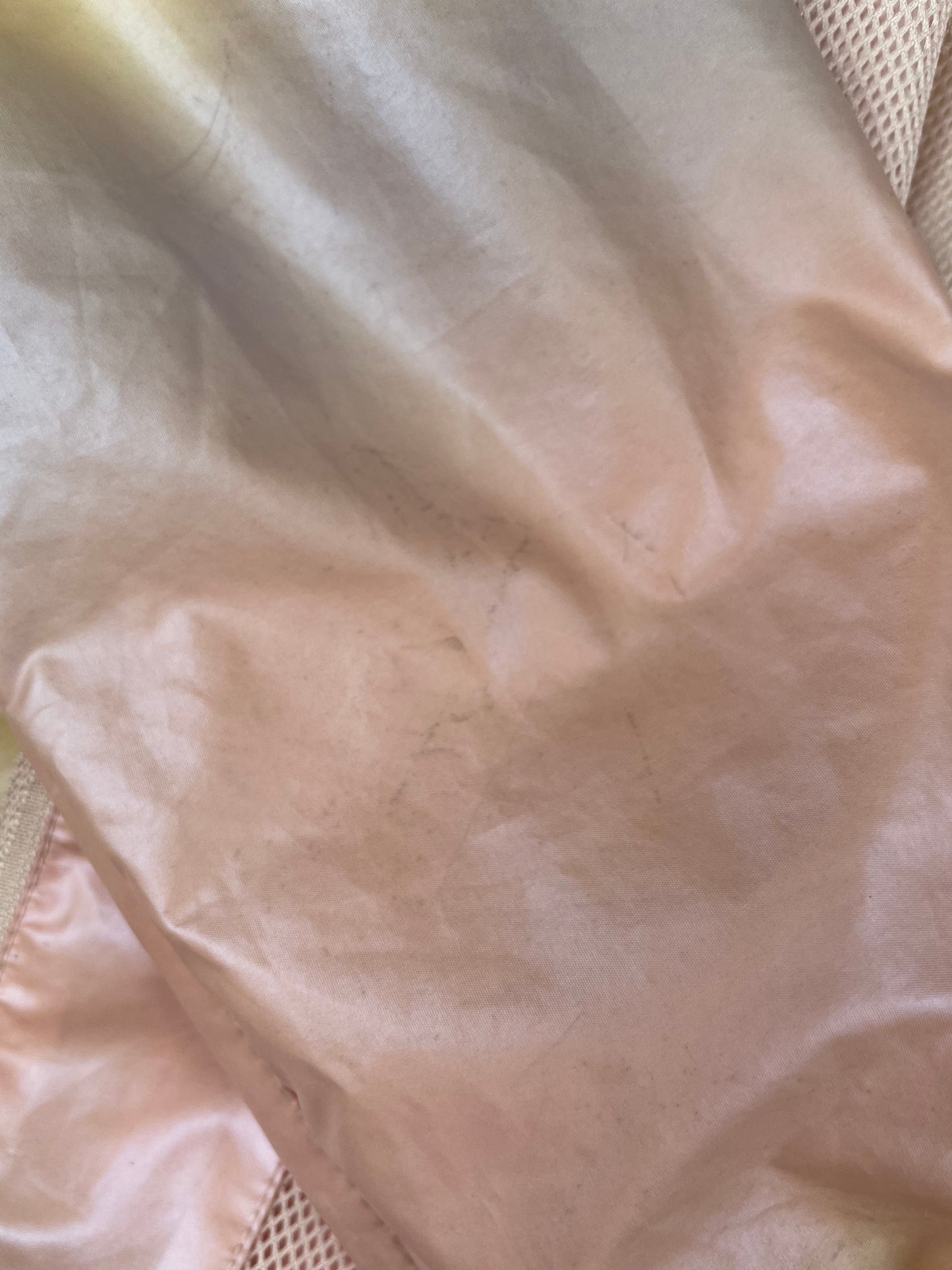 Leichte Kapuzenjacke Pastell