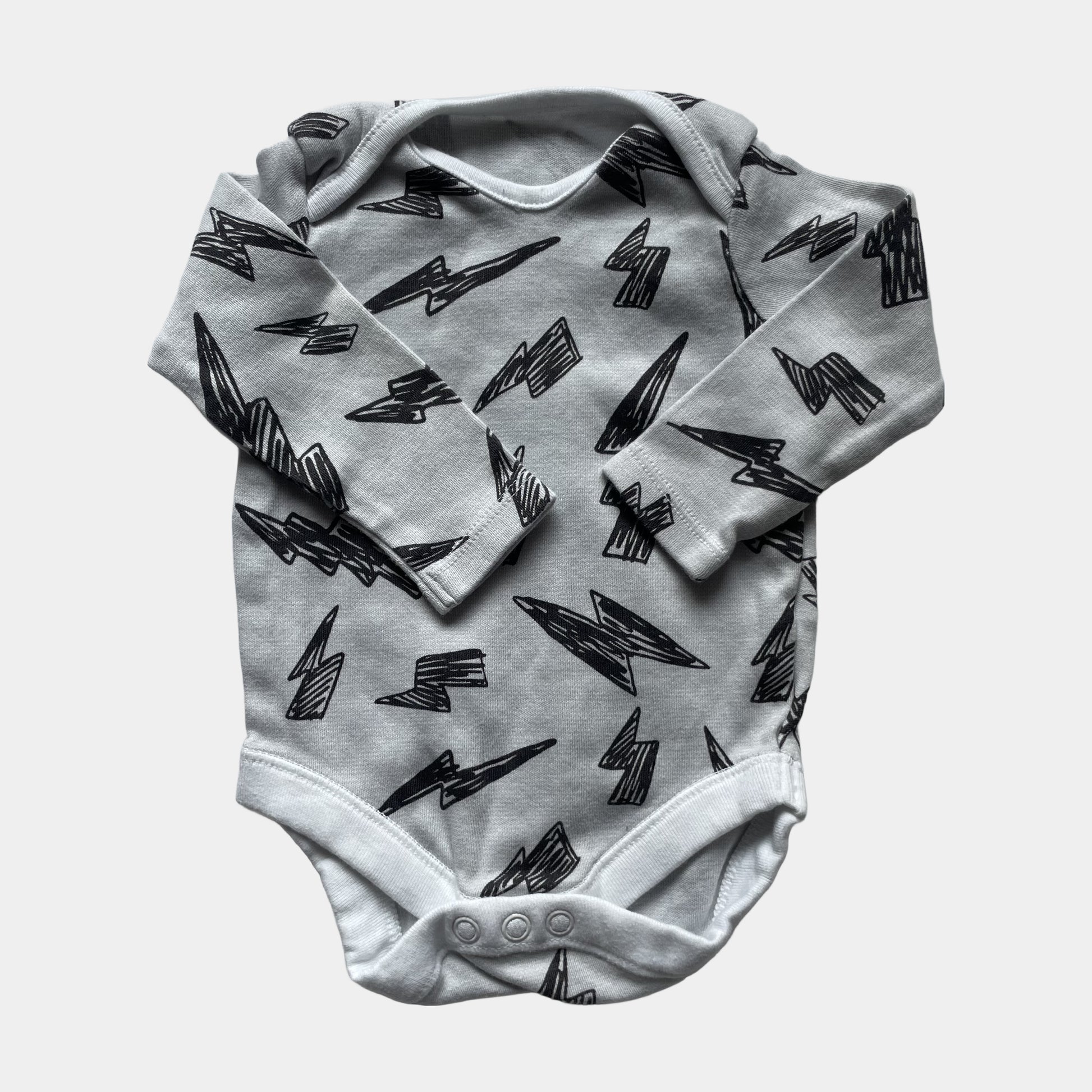 Grauer Baumwoll-Body mit Blitzmuster für Babys bis 3 Monate – front