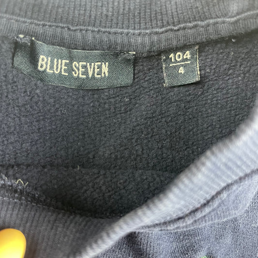 Blauer Pullover mit Dinosaurier-Motiven, Größe 104 – label