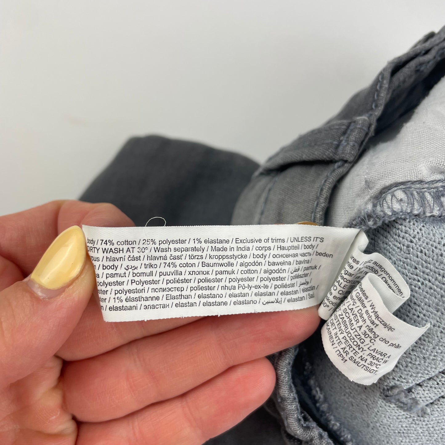 Graue Denim-Hose für Kinder, Größe 104, Zustand sehr gut
