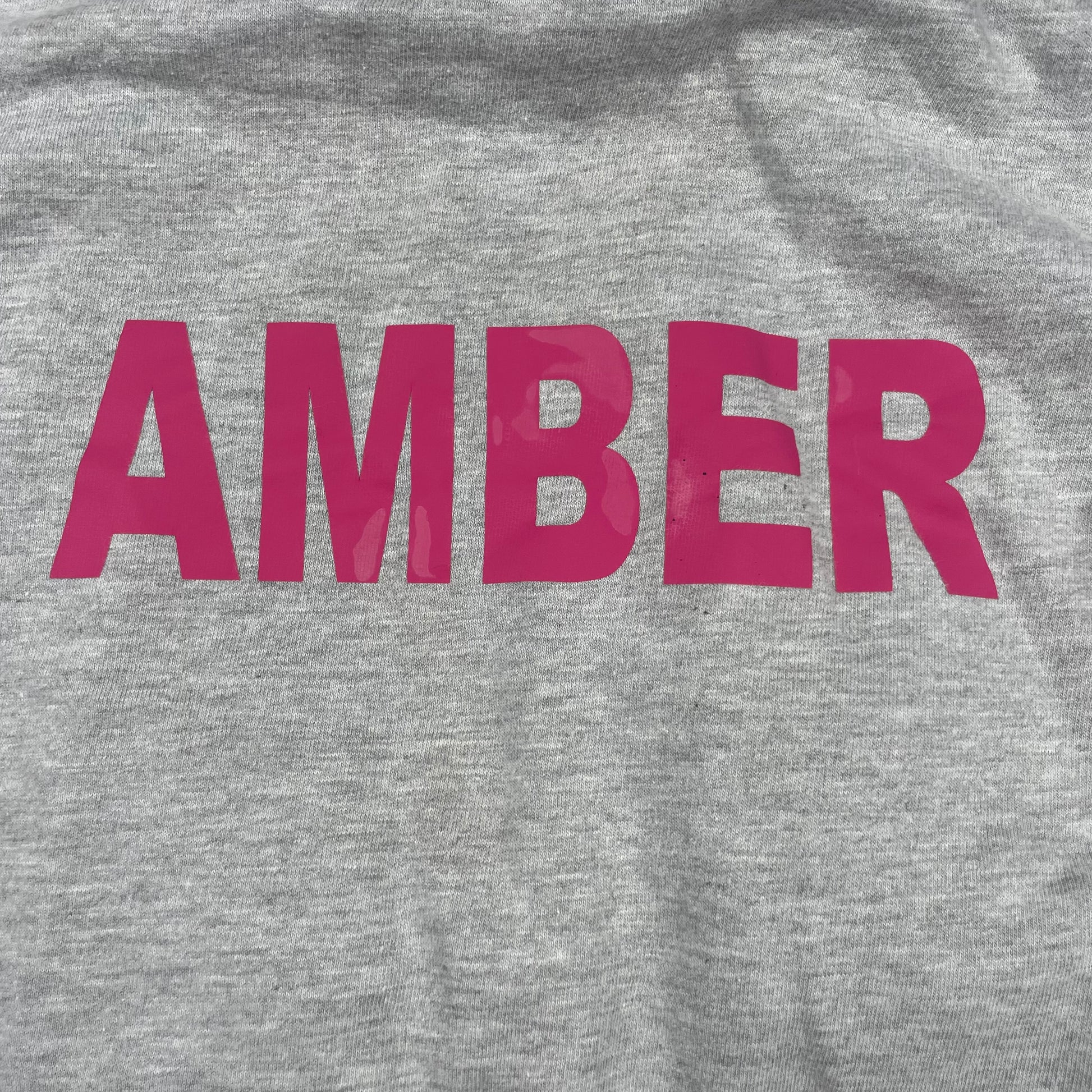 Graues Kinder-Hoodie mit Chance Dance Crew Aufdruck und AMBER-Rückenprint, Größe 5–6 Jahre